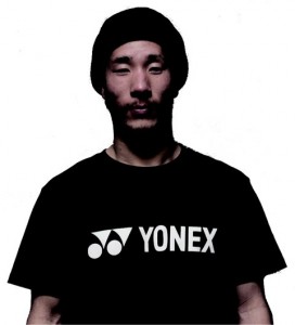 YONEX